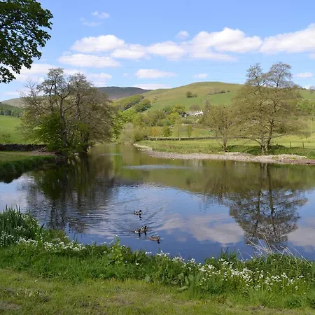 Semesterbostad River View Staveley (Cumbria)